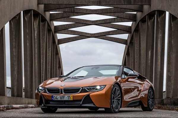 Techniques de pilotage spécifiques pour une Honda CBR600RR sur circuit